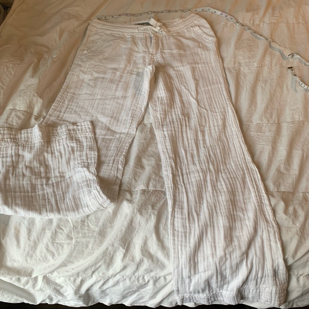 Delia’s white Cotton “ linen “ Pants 9